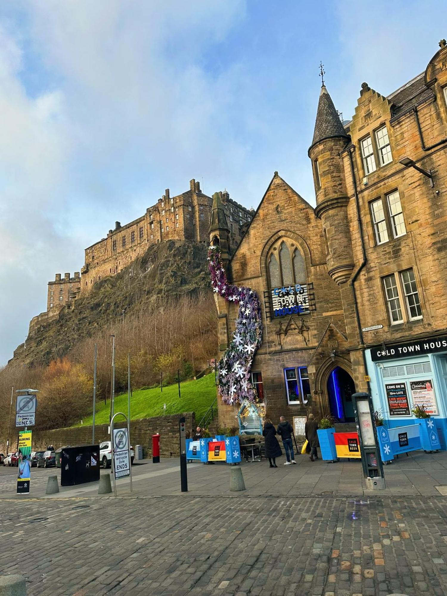 E'Holidays Edinburgh Exterior photo
